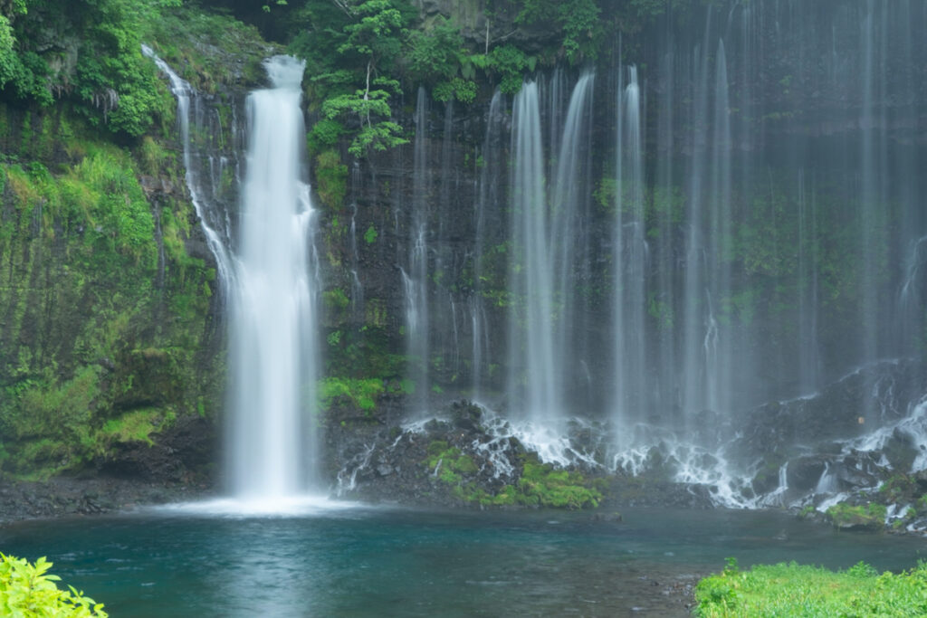 【白糸ノ滝】日本三大名瀑に選ばれた超絶景滝