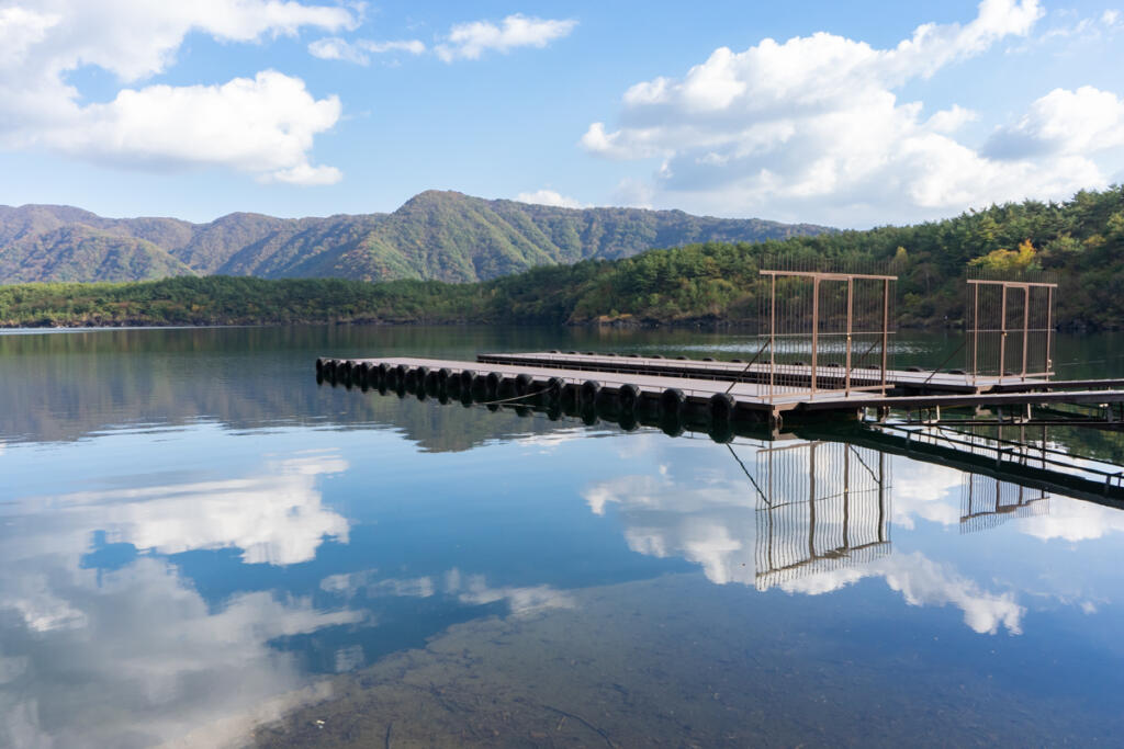 【西湖】リフレクション富士を楽しめる湖