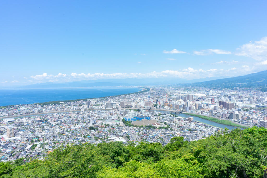 【Kanukiyama Park Observation Deck】 360 degree panoramic view