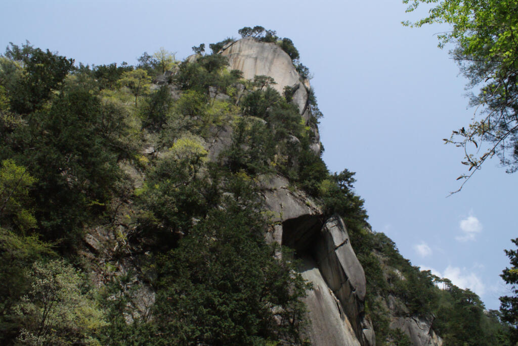 Yamanashi Prefecture 【Shosenkyo】 The most beautiful valley in Japan that looks like a hermit lives